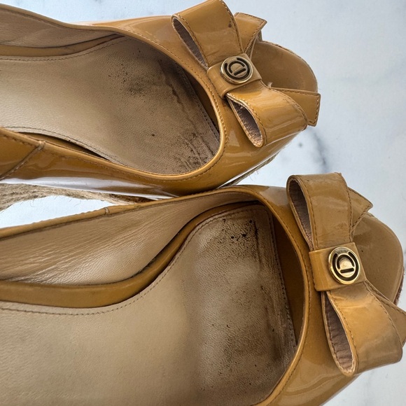 Christian Dior Yellow Patent Leather Bow Accents Espadrilles Size 39 - Picture 6 of 6